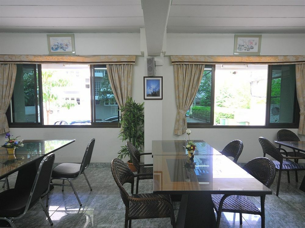 P Park Residence Charansanitwong Bangkok Buitenkant foto